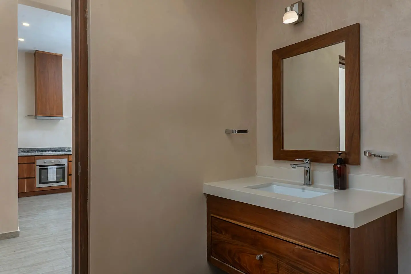 c1487429 3584 4a4c b223 32ef4cd30fa0