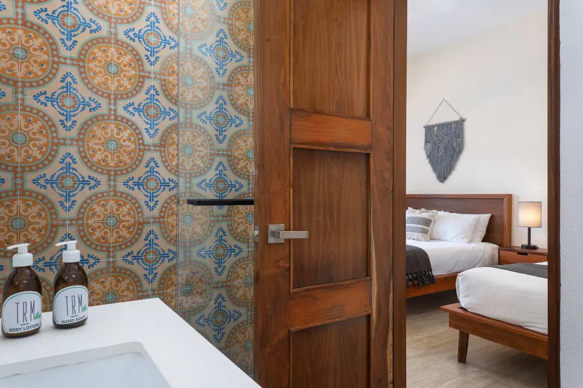 f67f092d e51d 4f6f 9927 f0d050ebb37a